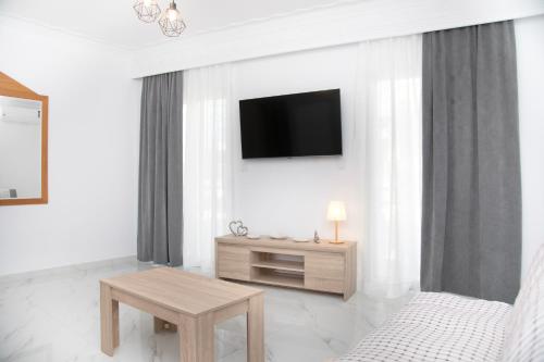 Flora's - 3bd House