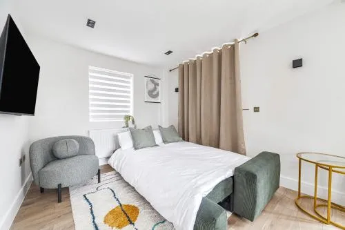 Arte Stays - Serviced Apartments for Leisure and Business - Private Parking - 12 minutes walking from Wembley Stadium photo 76