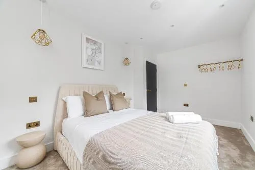 Arte Stays - Serviced Apartments for Leisure and Business - Private Parking - 12 minutes walking from Wembley Stadium photo 52