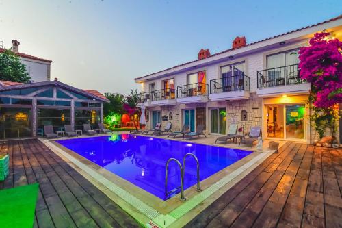 Piscina en o cerca de Rüzgargülü Otel
