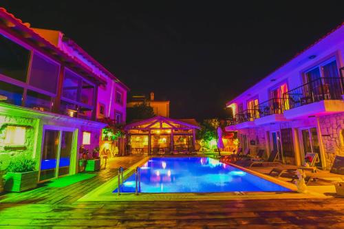 Piscina en o cerca de Rüzgargülü Otel