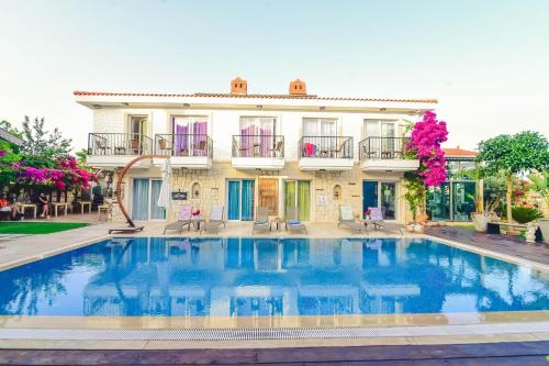 Piscina en o cerca de Rüzgargülü Otel