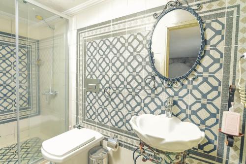Un baño de Rüzgargülü Otel