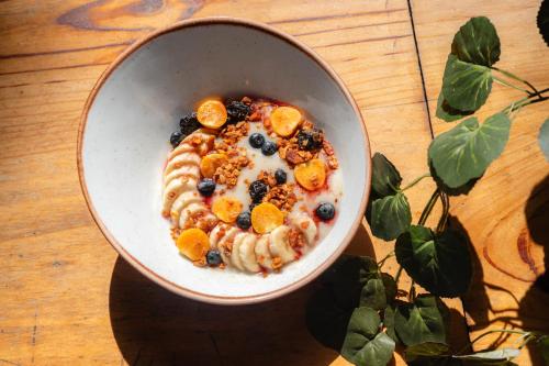 Jídlo v aparthotelu nebo okolí