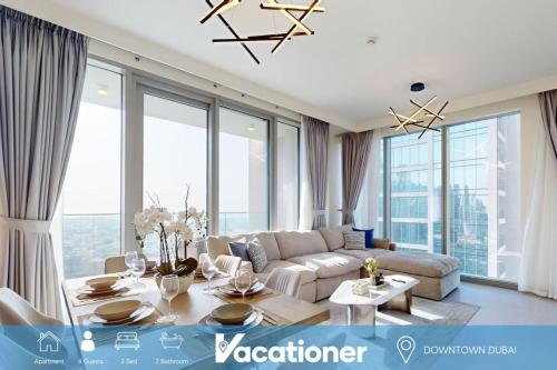 Vacationer Holiday Homes I Exquisite 2 Bedroom I Stunning City Skyline View I Downtown