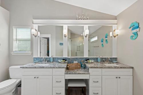 Bilik mandi di Seahorse Shores - Games, Private Beach Access, Pool, Lake, Boardwalk, Near Destin Fun
