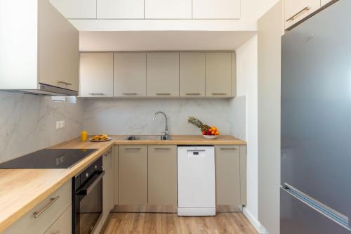 Holodek Apartments : Akropolis