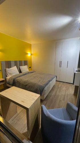 PARIS Esplanade 1029