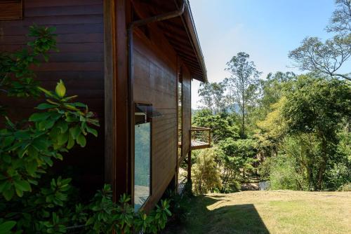 Taman di luar Chalé em Areal com Vista Panorâmica | PE 17