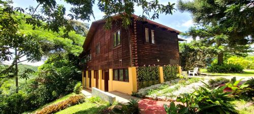 Κήπος έξω από το Rancho Fernandez