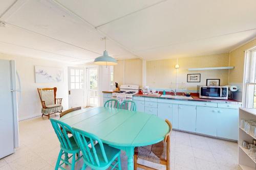Gallery image of Wayside Camp in Chilmark