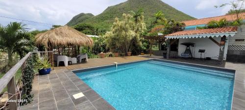 Gallery image of Villa élégante avec vue sur la mer au Diamant + Piscine privée in Le Diamant