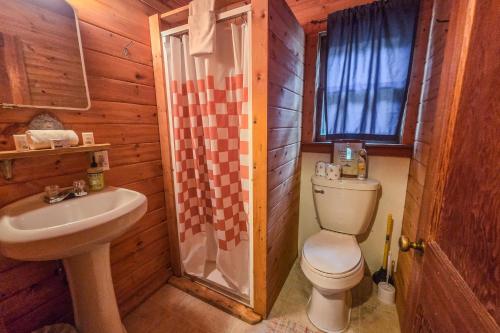 Koupelna v ubytování Smith Family Cottages- Cottage #1