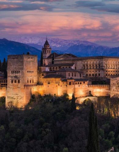 Acogedor Dúplex Albaicín con Wifi 5G y Parking gratuito, cerca del Mirador San Nicolás