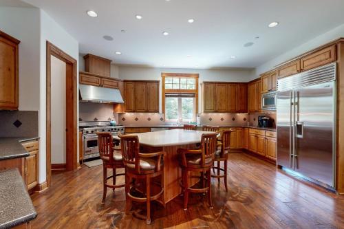 Una cocina o cocineta en Lily Landing