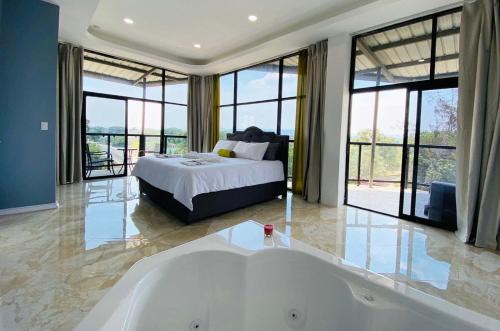 The Alexandria Marquis Hotel and Resort