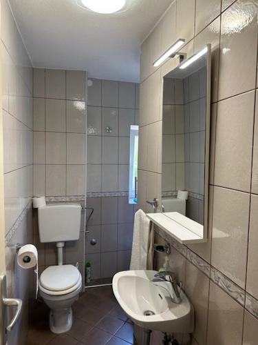 Apartments with parking space Crikvenica - 23167