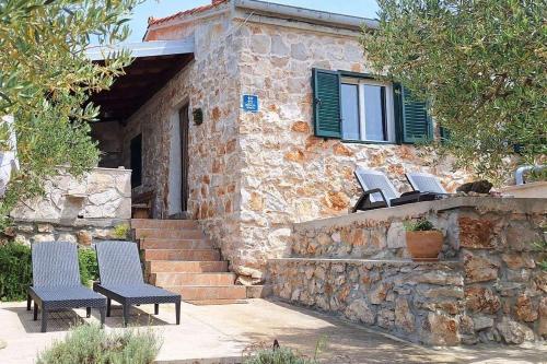 Secluded fisherman's cottage Cove Druce, Pasman - 23356