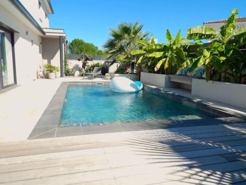 Photo de la galerie de l'établissement Belle villa contemporaine climatisée avec piscine, à Teyran