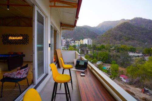Ein allgemeiner Bergblick oder ein Berglick von des Hostels aus