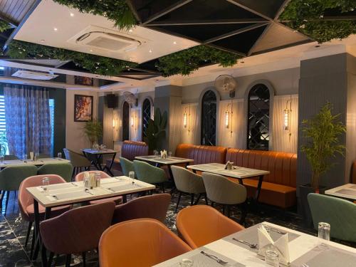 Hotel Edissonにあるレストランまたは飲食店