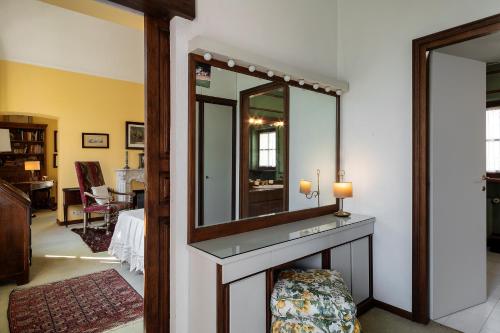 Una cama o camas en una habitación de Villa Margherita with private pool