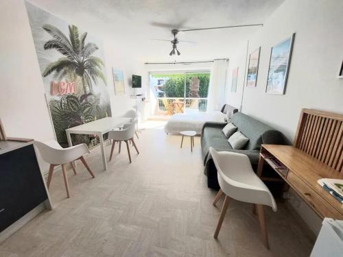 Le TIKAL studio 4 pers, centre-ville port, clim