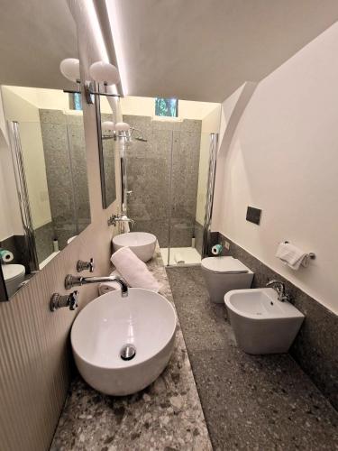 Ένα μπάνιο στο Borgo Dolciano