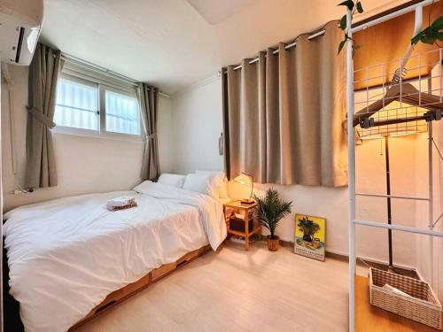 Haebangchon Itaewon 3 Bedroom Apartment_2