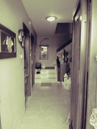 a hallway leading to a room with at Casa en Costa da Morte,Casa Añón in Neaño