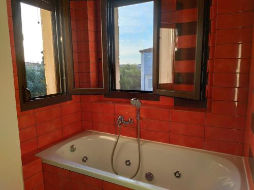 Gallery image of Luxury Villa konstantina! in Yerakiní