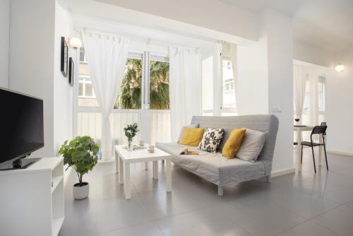 -MalagaSunApts-Malagueta Beach Estudio AA WIFI