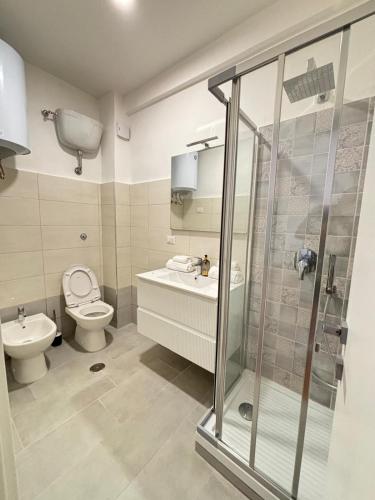 Ένα μπάνιο στο La casetta di Dany