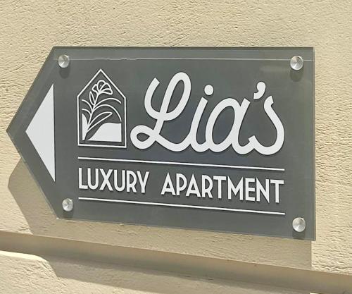 Chứng chỉ, giải thưởng, bảng hiệu hoặc các tài liệu khác trưng bày tại Lia's luxury apartment - near airport