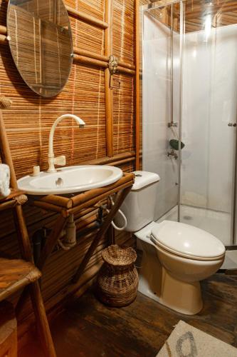 Ένα μπάνιο στο Alafia Lodge