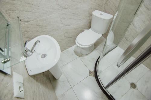 O baie la Batumi hotel Lalasa