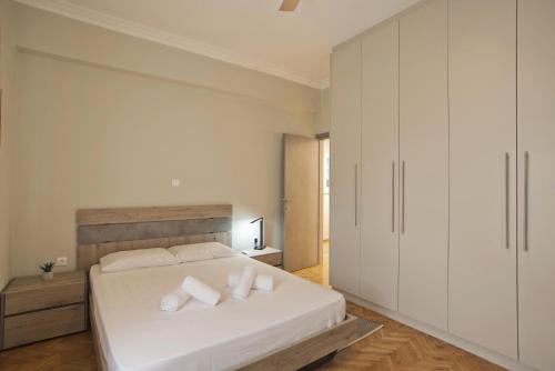 Honey House Kipseli Stylish, Reno 2BR Apt City Ctr