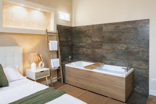 Elegante Appartamento con Giardino Privato, Jacuzzi nel Cuore di Firenze