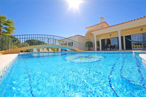 Exceptional Villa with Pool, Tennis Court, Games Room