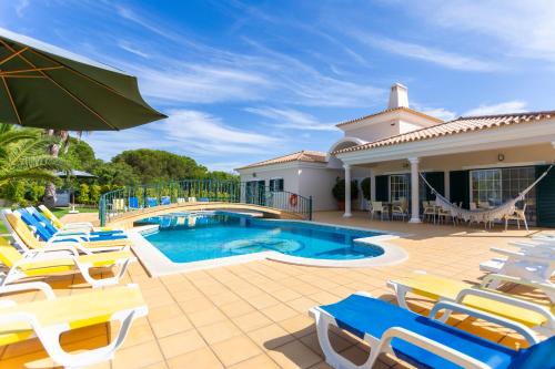 Exceptional Villa with Pool, Tennis Court, Games Room