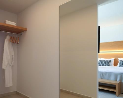 Cama o camas de una habitación en High Beach White - Adults Only