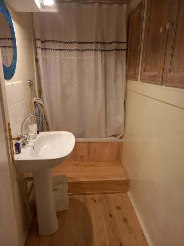Kupatilo u objektu la maison rose