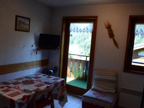 Studio Mezzanine, Châtel - Proche Village et Remontées, 4 Pers., Parking, Balcon, Cuisine équipée