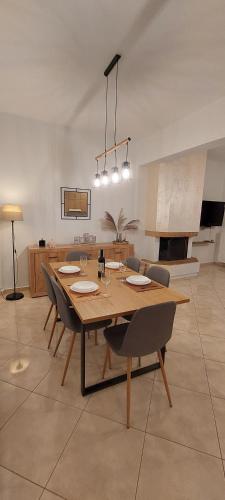 Fotografie z fotogalerie ubytování Achilleas Apartment v destinaci Stilís