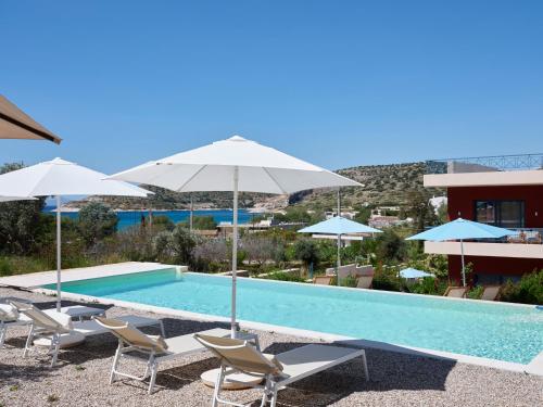 Augoustos ECO luxury apartments with pool