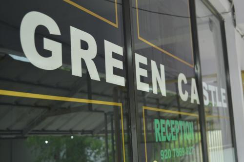Certifikát, hodnocení, plakát nebo jiný dokument vystavený v ubytování Green Castle Residency