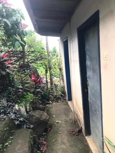 Κήπος έξω από το Mudung Keramat Homestay