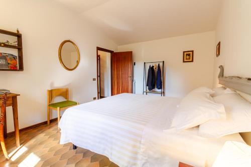 Gallery image of Villa Calma con idromassaggio e giardino vicino Saturnia in Montemerano