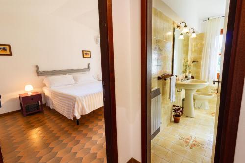 Gallery image of Villa Calma con idromassaggio e giardino vicino Saturnia in Montemerano