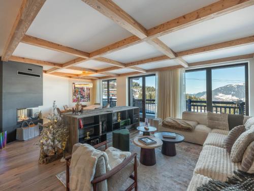 Courchevel 1850: Appartement neuf au pied des pistes avec piscine et SPA - FR-1-564-102